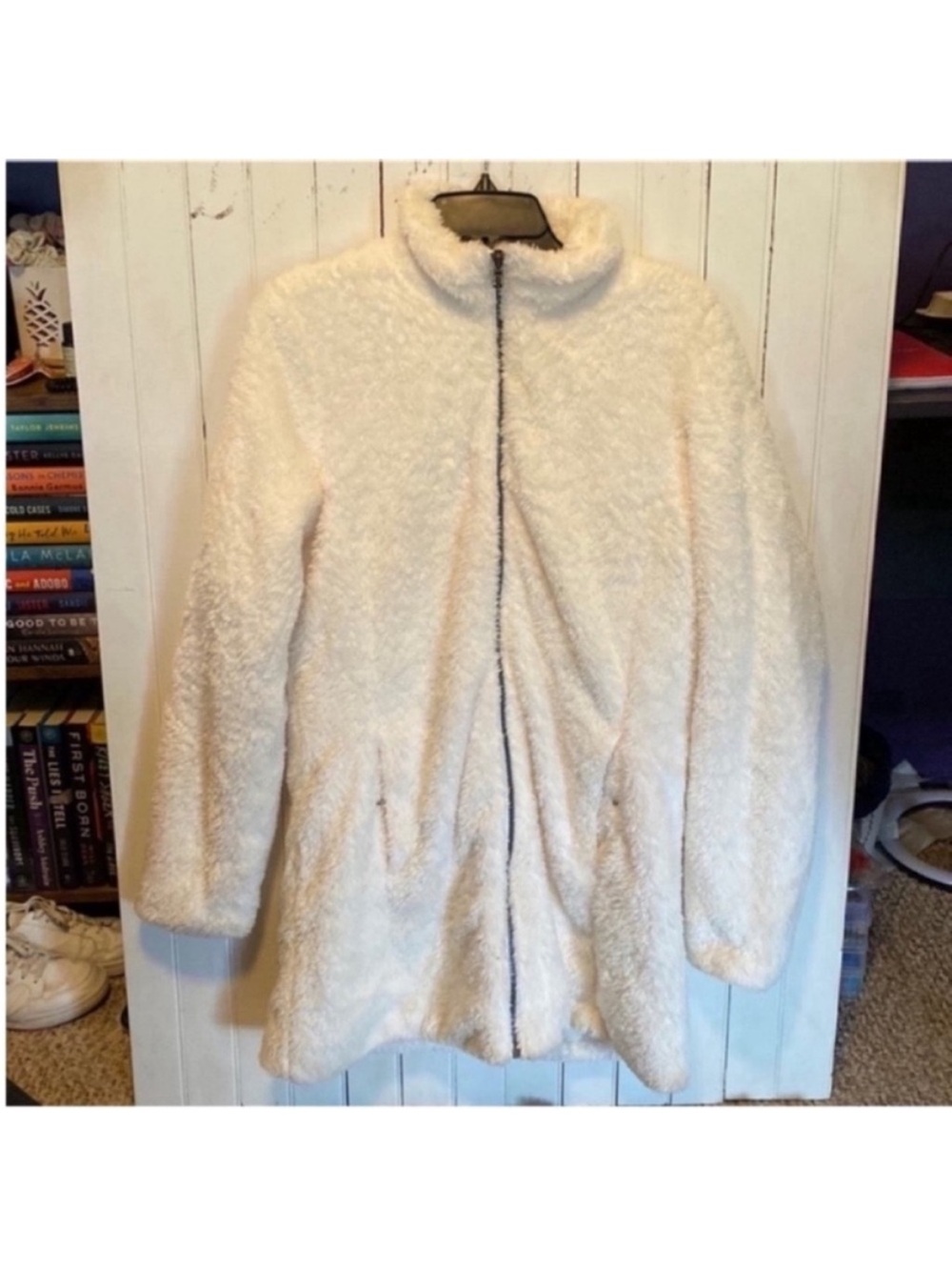 G.H. Bass & Co. Maxi Sherpa Jacket White Size M